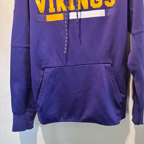 Nike Dri Fit Vikings Pullover Sweatshirt Royal Purple Sz Medium NFL Activewear - Picture 8 of 9